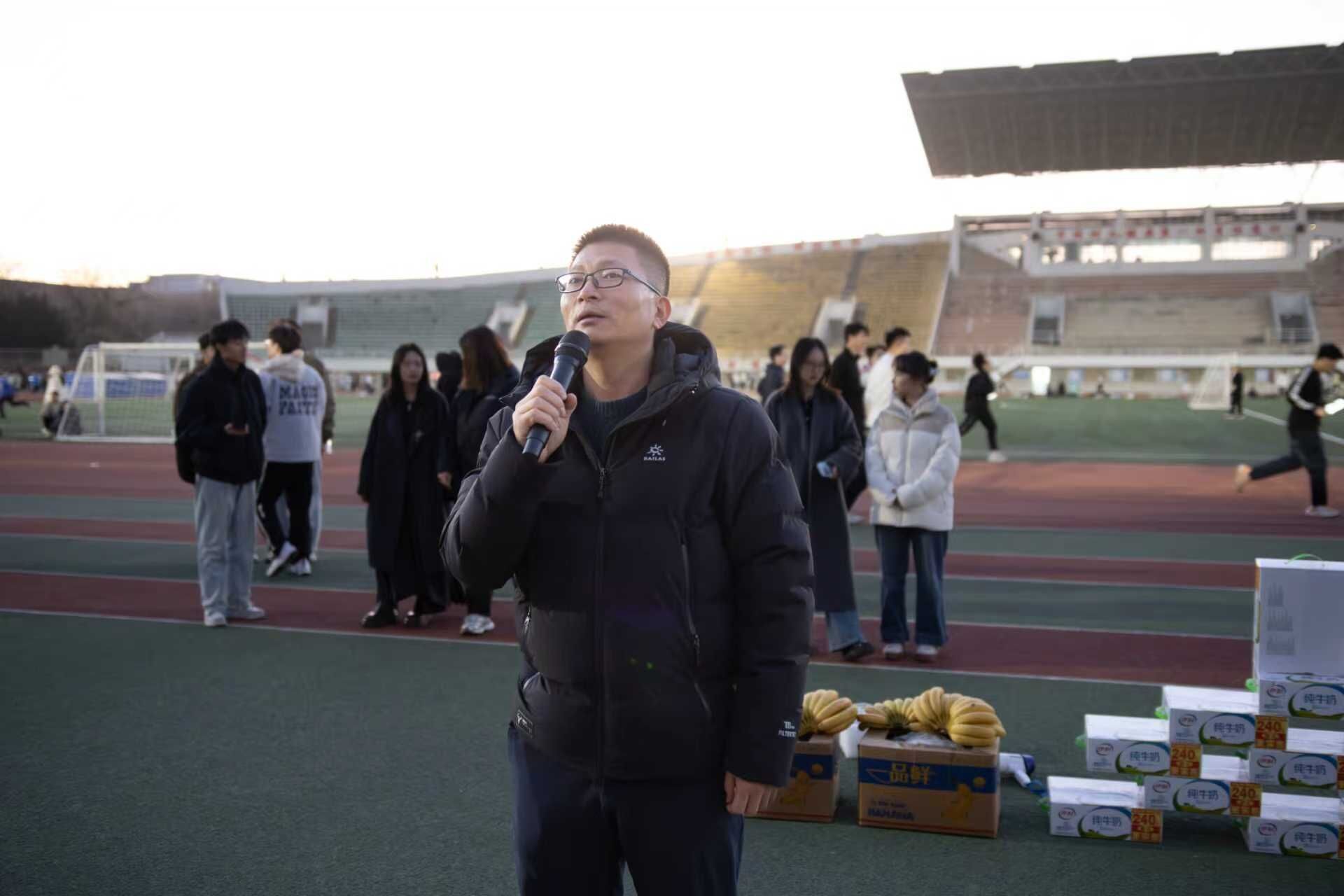 冬训慰问现场.jpg