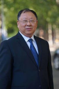 cb92d41f88964a83a08e5443b8acfb3d.jpg 张彦明教授.jpg