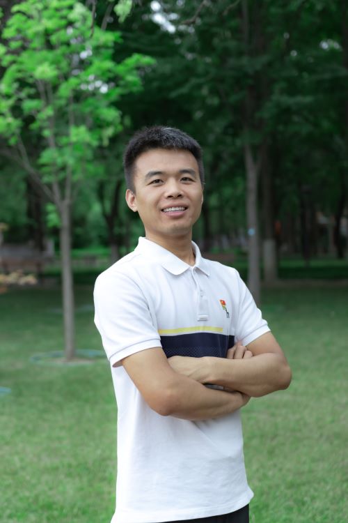 bf7ac36f0b9444d48da4fca66651fbe1.jpg 王志凯.jpg