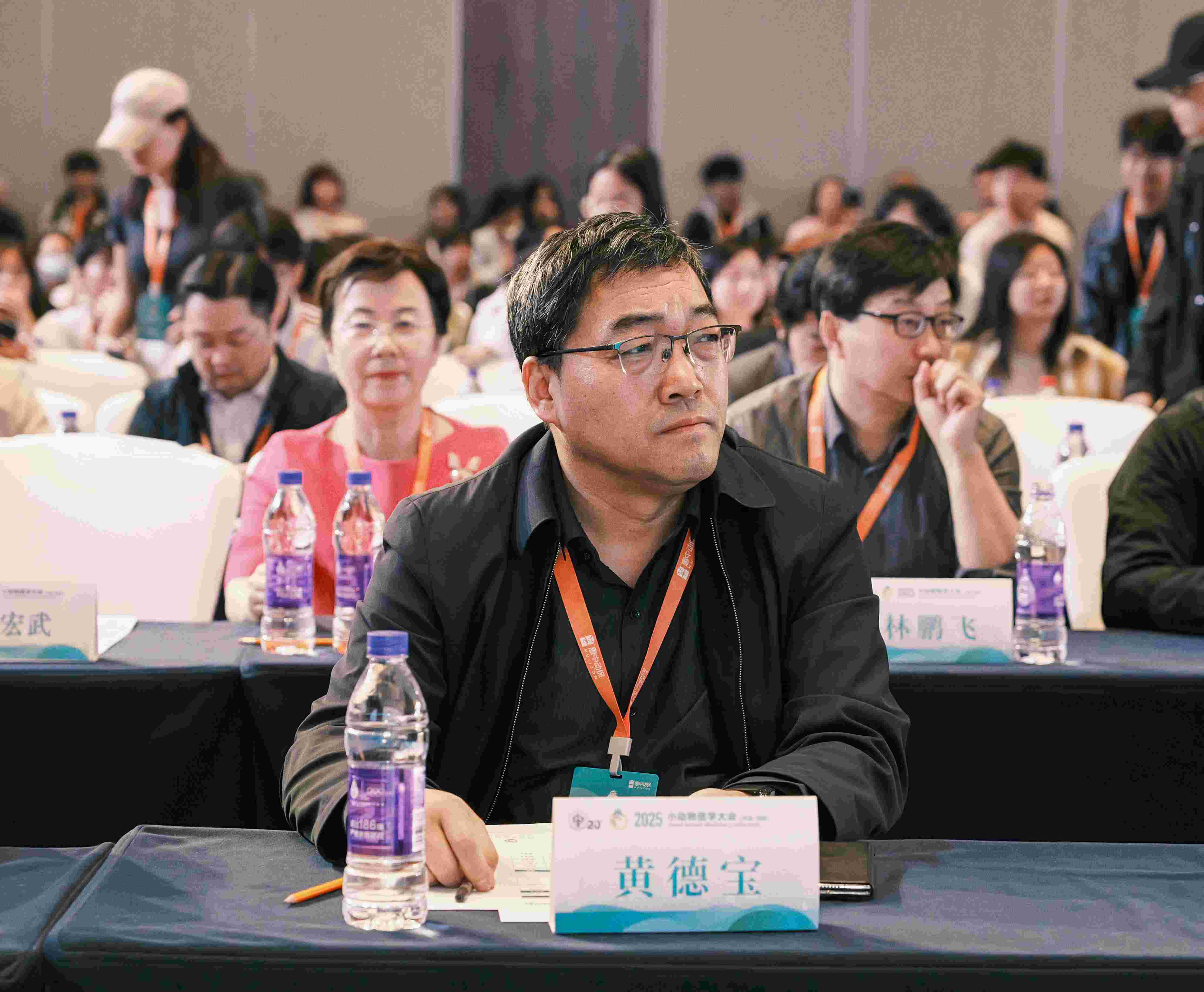 4威廉体育党委书记黄德宝出席大会开幕式.jpg