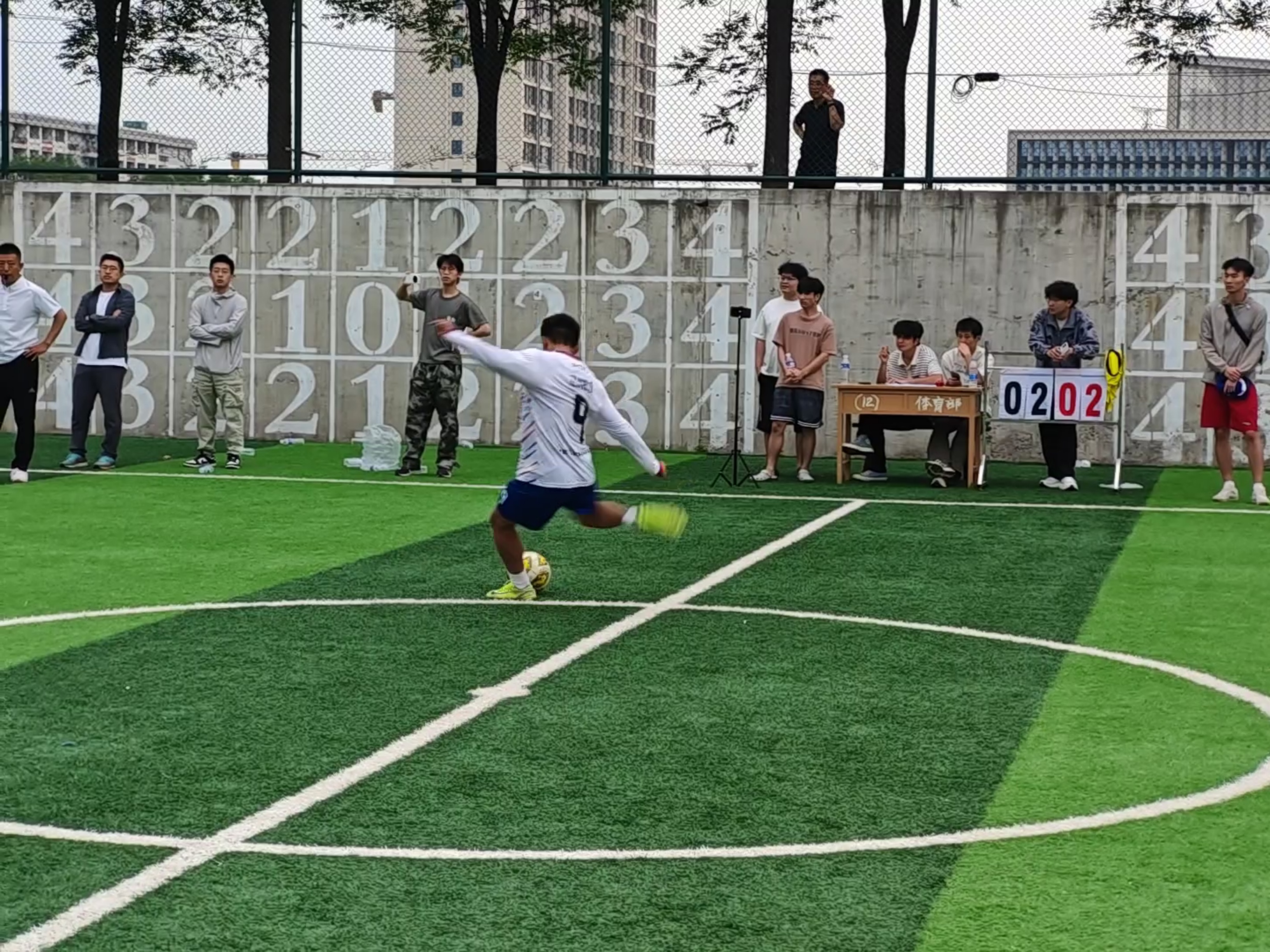 远距离打门.jpg