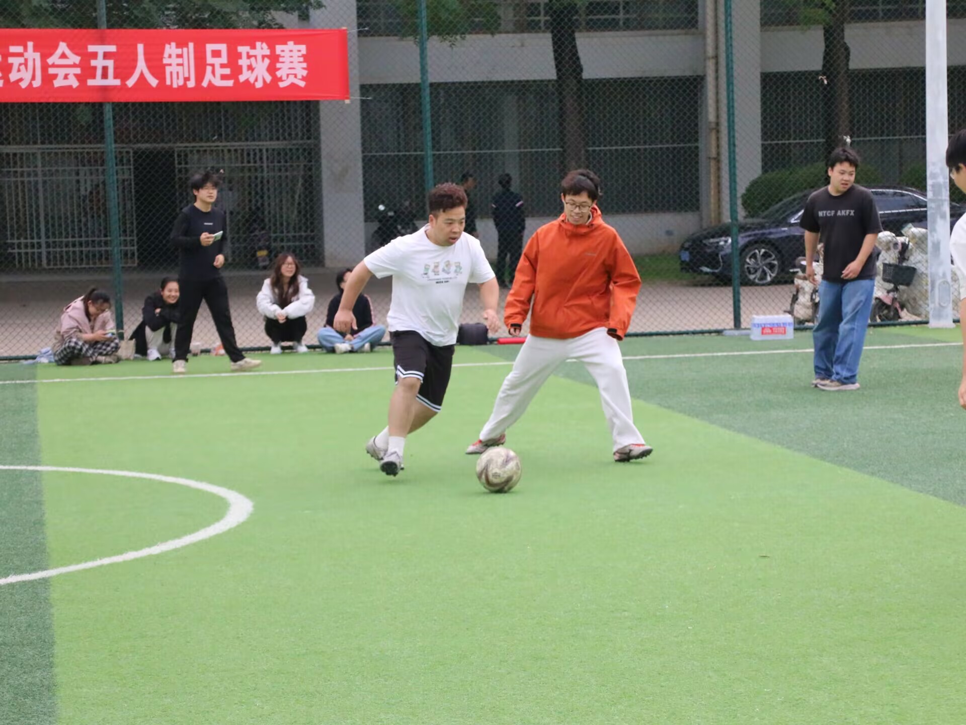 男足硕博新生赛_20261013131549.jpg