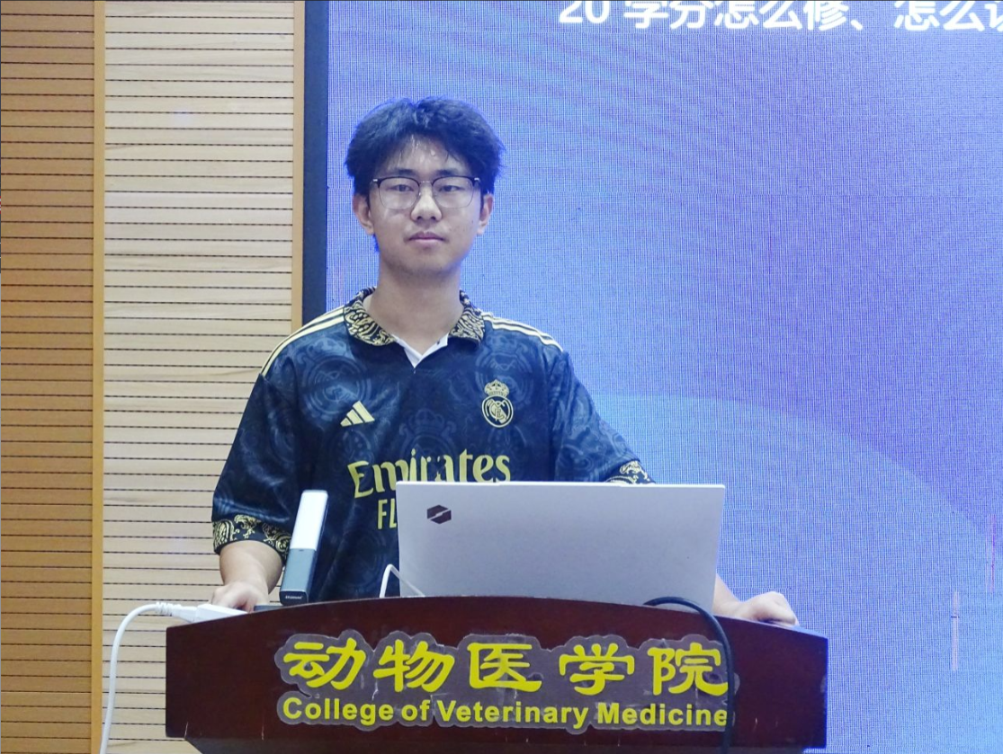 eacd7f67671800638d8a48c29b02f830.png